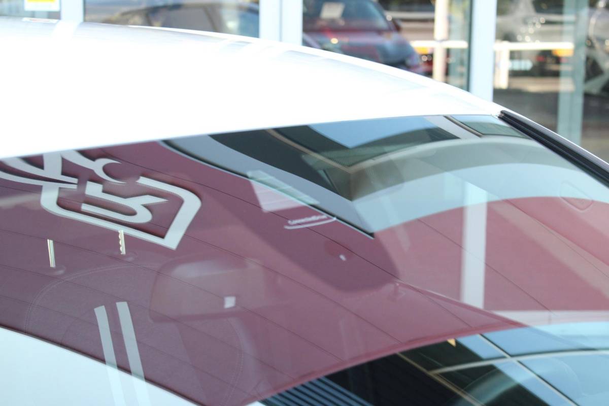 BMW 1 Serie BMW 1-serie 116i AUTOMAAT HIGH EXECUTIVE | DRAADLOZE APPLE CARPLAY/ANDROID AUTO | NAVIGATIE | PARKEERSENSOREN VOOR + ACHTER | SHADOW LINE | STOEL VERWARMING | CRUISE CONTROL | DAB+ RADIO | 17″ LICHTMETALEN VELGEN | DRAADLOZE TELEFOONLADER |