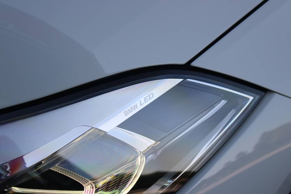 BMW 1 Serie BMW 1-serie 116i AUTOMAAT HIGH EXECUTIVE | DRAADLOZE APPLE CARPLAY/ANDROID AUTO | NAVIGATIE | PARKEERSENSOREN VOOR + ACHTER | SHADOW LINE | STOEL VERWARMING | CRUISE CONTROL | DAB+ RADIO | 17″ LICHTMETALEN VELGEN | DRAADLOZE TELEFOONLADER |