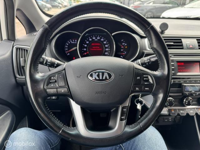 Kia Rio Kia Rio 1.2 CVVT DynamicLine 3 Deurs ,  Sport Velgen met brede banden , Bluetooth Parrot carkit , Airco , Electr.  ramen , Centrale deur vergrendeling met afstandsbediening ,  Cruise controle