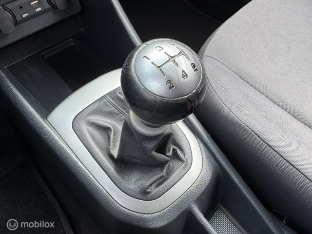 Kia Rio Kia Rio 1.2 CVVT DynamicLine 3 Deurs ,  Sport Velgen met brede banden , Bluetooth Parrot carkit , Airco , Electr.  ramen , Centrale deur vergrendeling met afstandsbediening ,  Cruise controle