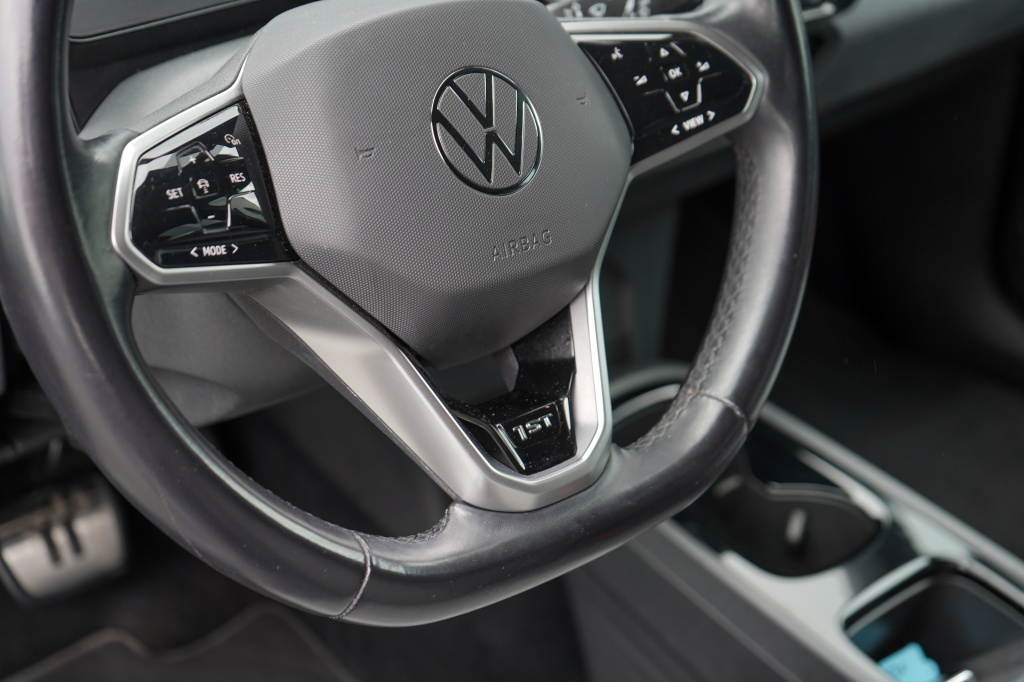Volkswagen ID.3 Volkswagen ID.3 First 58 kWh | 89,14% SOH | Led | Adap. Cruise | PDC | CarPlay