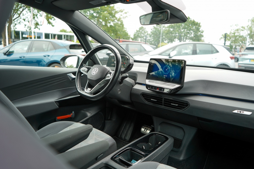Volkswagen ID.3 Volkswagen ID.3 First 58 kWh | 89,14% SOH | Led | Adap. Cruise | PDC | CarPlay