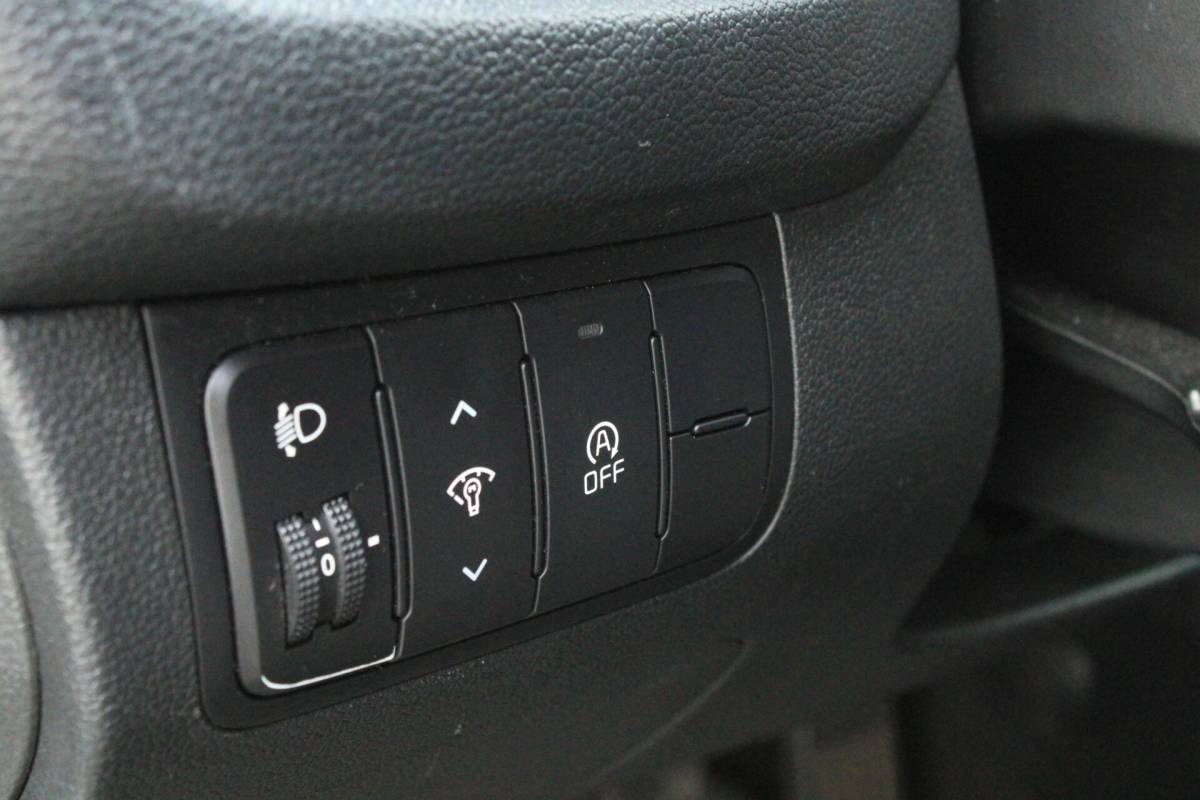 Kia cee'd Kia cee’d 1.6 GDI Business Pack Camera Cruise Navi Bluetooth Clima