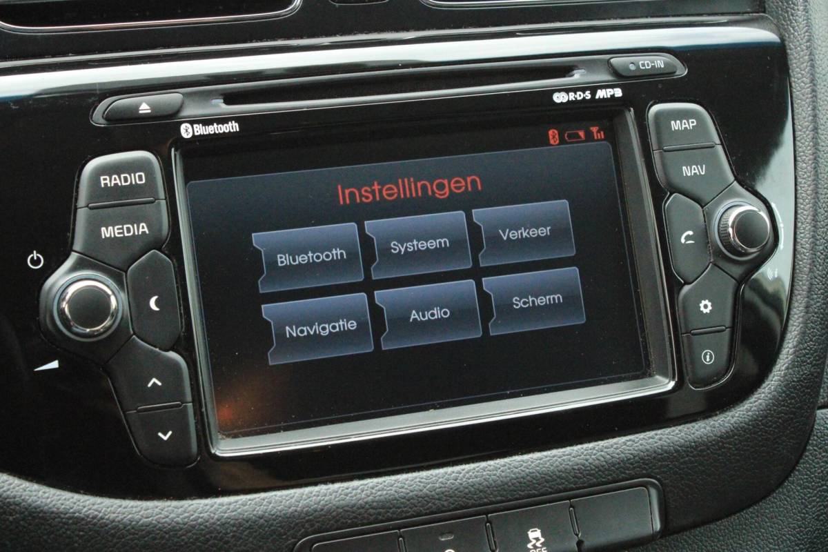 Kia cee'd Kia cee’d 1.6 GDI Business Pack Camera Cruise Navi Bluetooth Clima