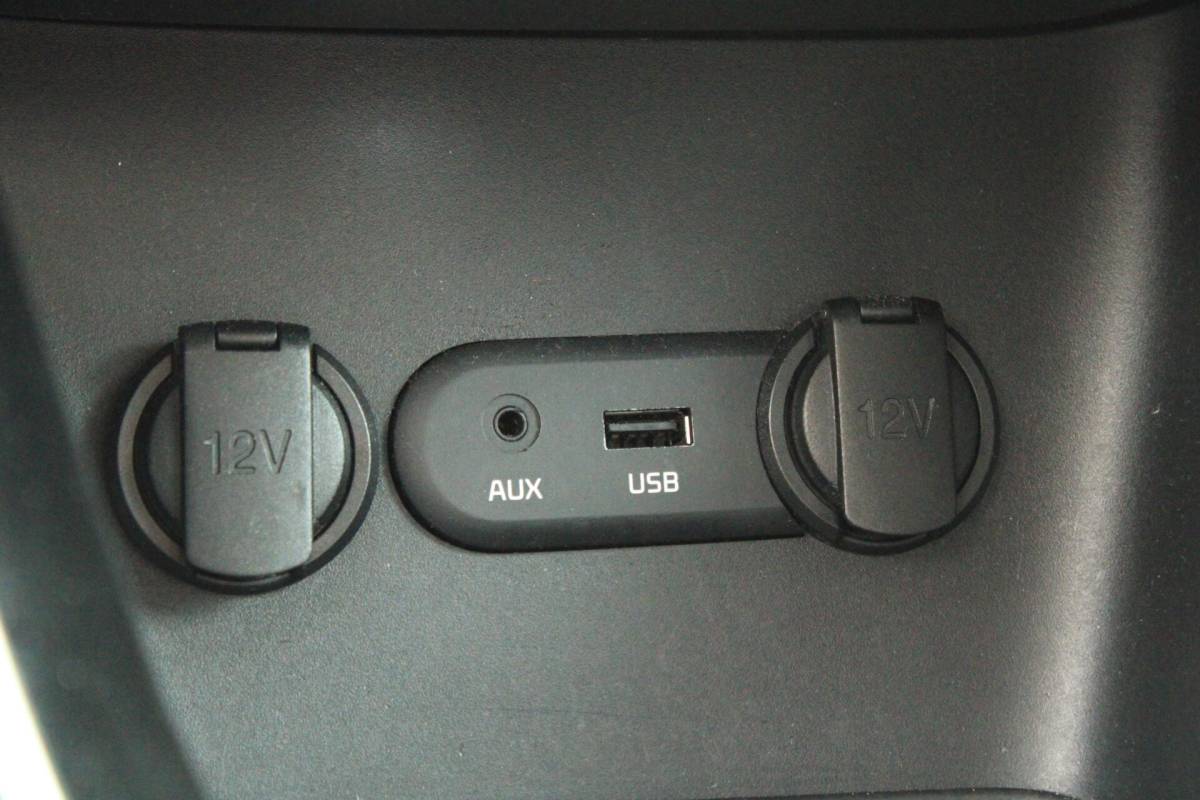 Kia cee'd Kia cee’d 1.6 GDI Business Pack Camera Cruise Navi Bluetooth Clima