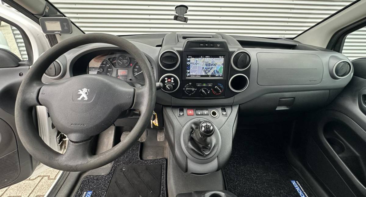 Peugeot Partner Peugeot Partner 120PK 1.6 BlueHDi 100 L1 4×4 Dangel MARGE