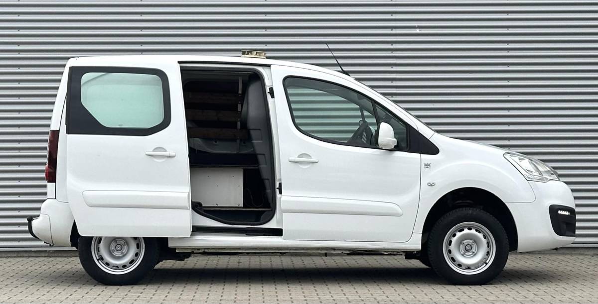 Peugeot Partner Peugeot Partner 120PK 1.6 BlueHDi 100 L1 4×4 Dangel MARGE