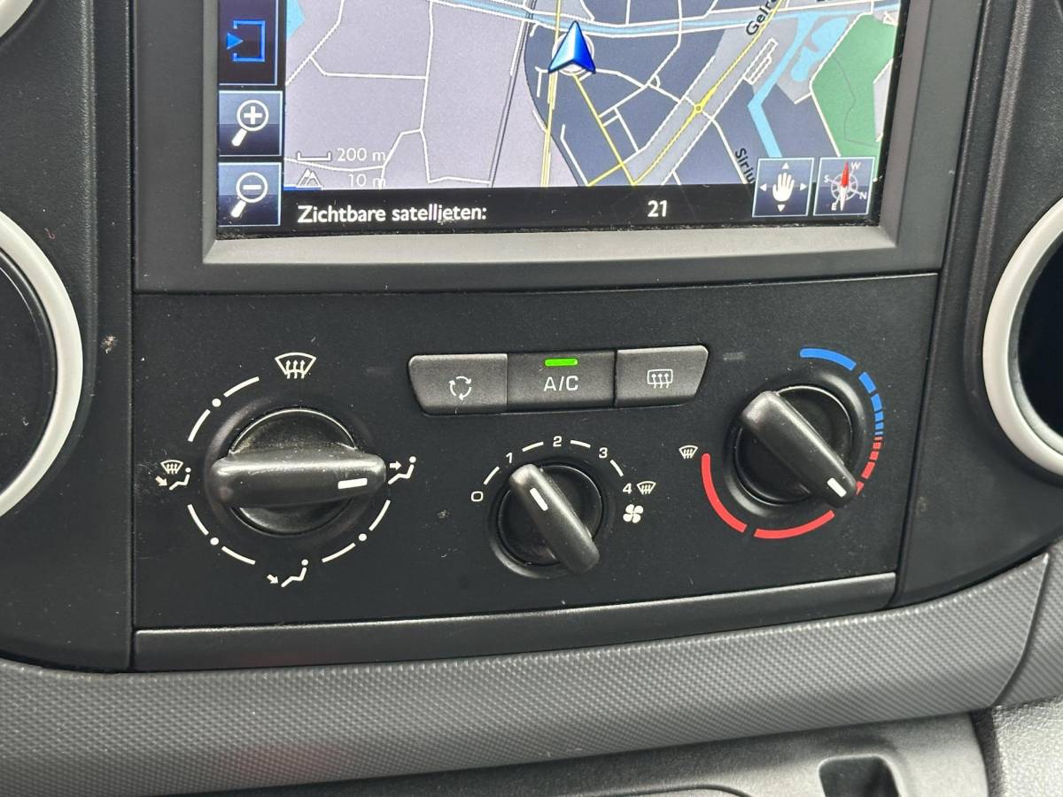 Peugeot Partner Peugeot Partner 120PK 1.6 BlueHDi 100 L1 4×4 Dangel MARGE