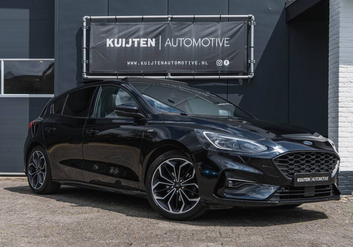 Ford Focus Ford Focus 1.0 EcoBoost ST Line / LED / Pano / HUD / Leder / VOL!