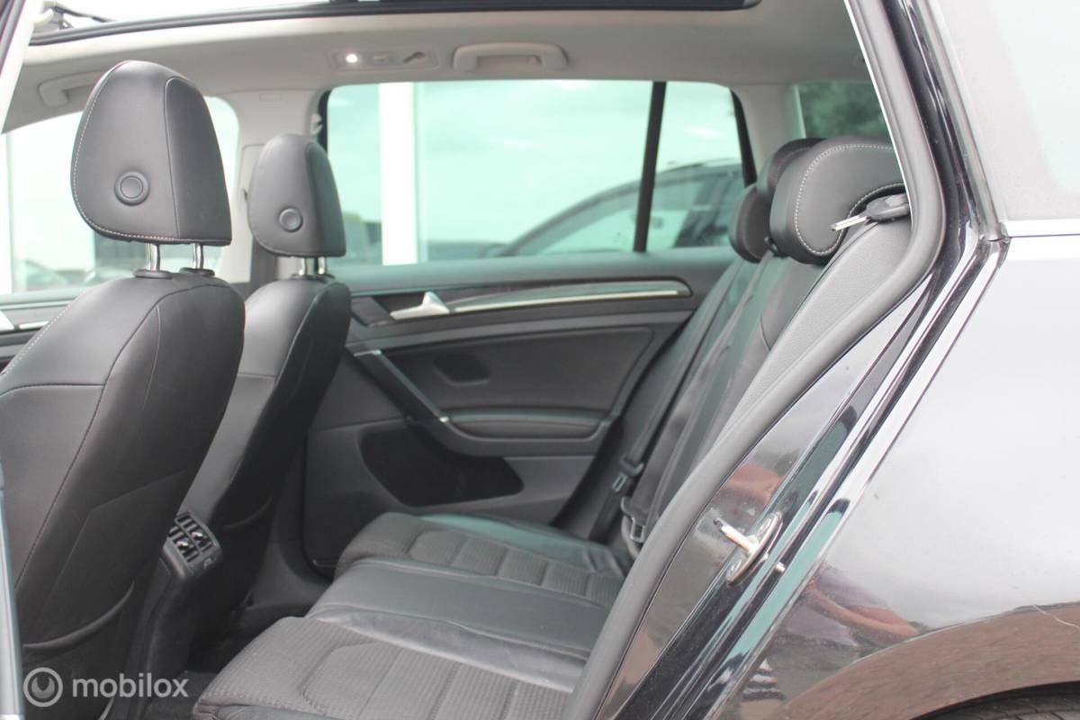 Volkswagen Golf Volkswagen Golf Variant 1.4 TSI Highline Pano/18Inch/Topstaat