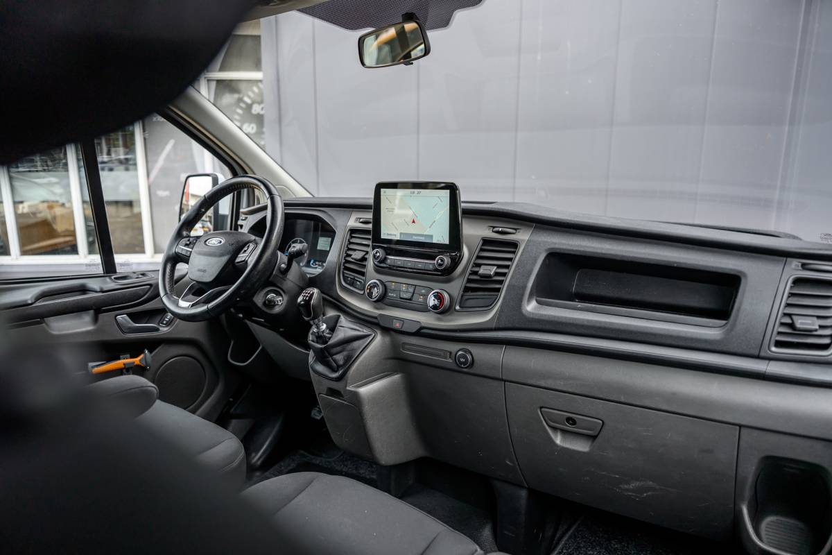 Ford Transit Custom Ford Transit Custom 300 2.0 TDCI L2H1 Trend DC|6 ZITS|PDC|CRUISE