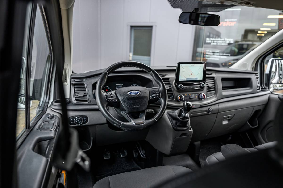 Ford Transit Custom Ford Transit Custom 300 2.0 TDCI L2H1 Trend DC|6 ZITS|PDC|CRUISE