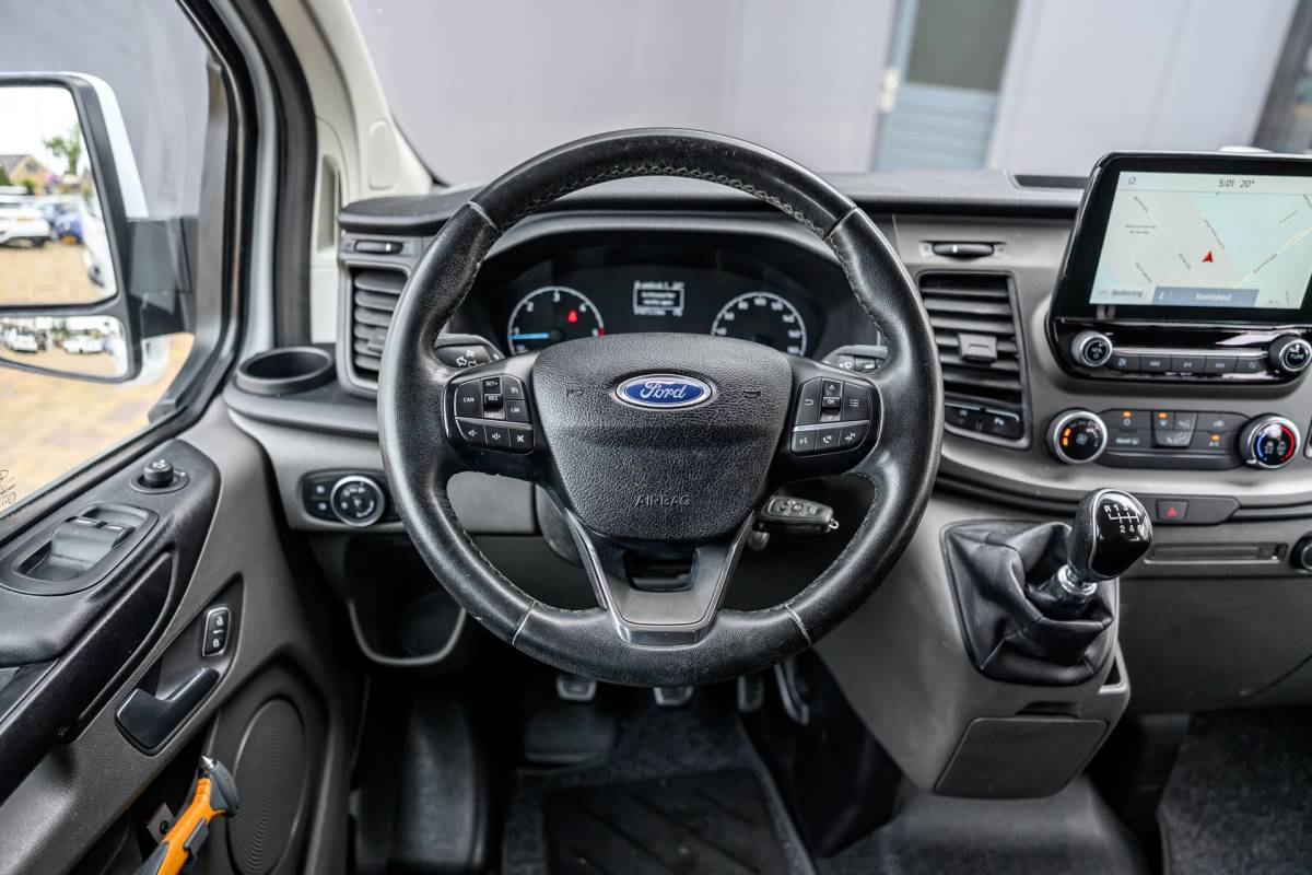 Ford Transit Custom Ford Transit Custom 300 2.0 TDCI L2H1 Trend DC|6 ZITS|PDC|CRUISE