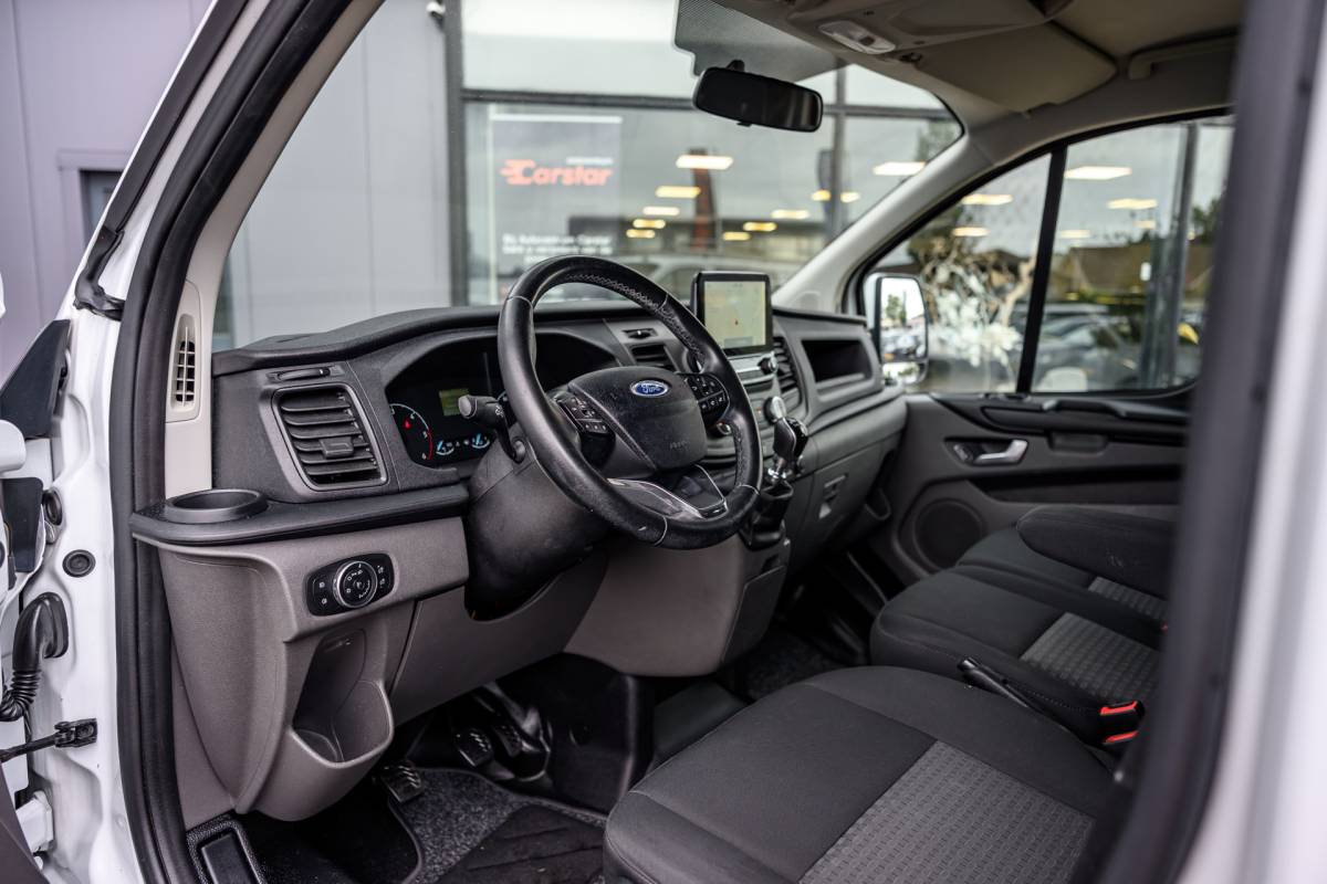 Ford Transit Custom Ford Transit Custom 300 2.0 TDCI L2H1 Trend DC|6 ZITS|PDC|CRUISE