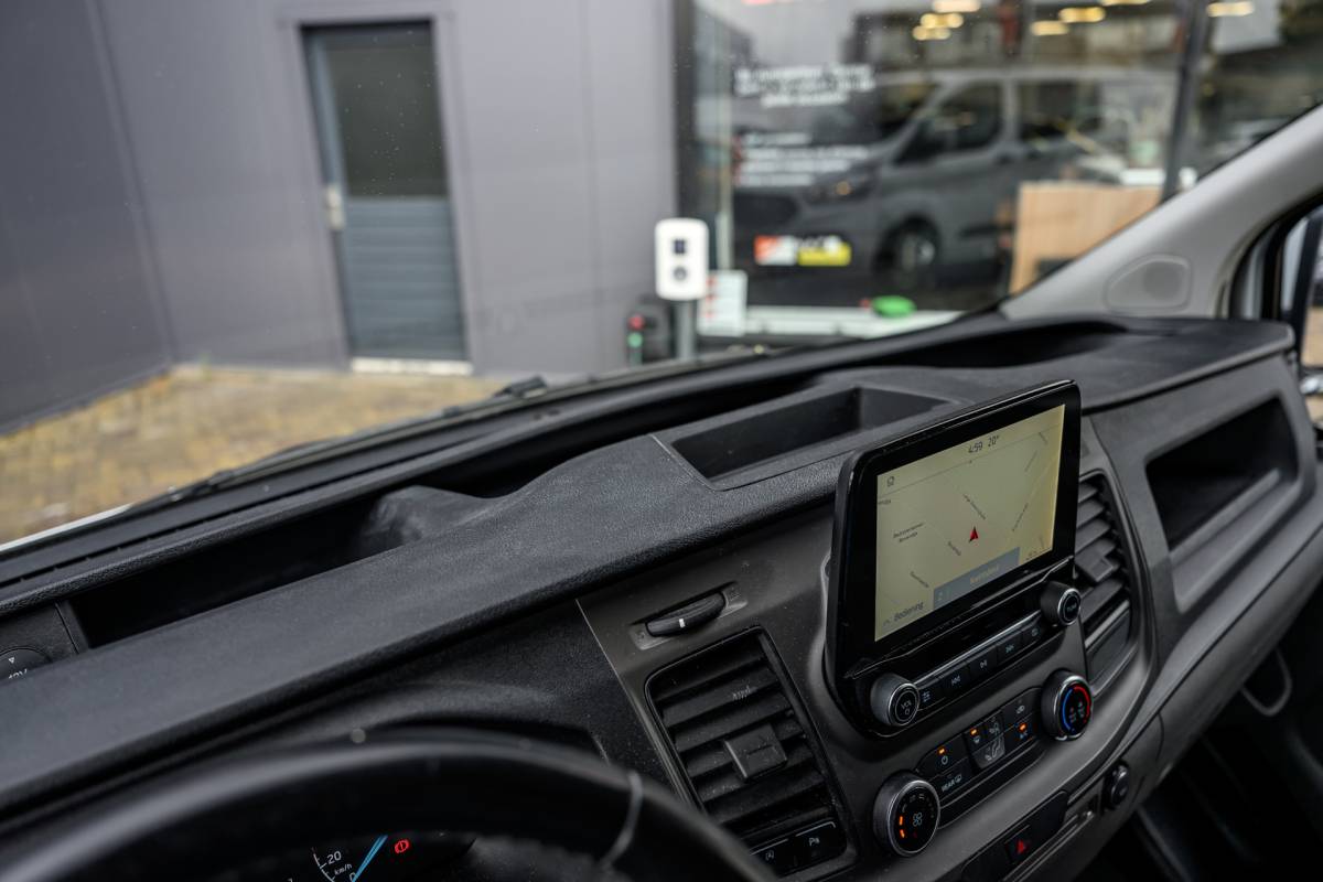Ford Transit Custom Ford Transit Custom 300 2.0 TDCI L2H1 Trend DC|6 ZITS|PDC|CRUISE