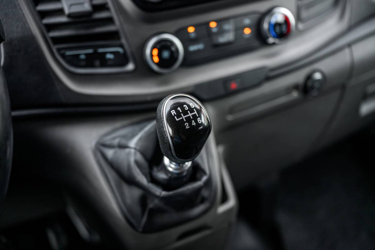 Ford Transit Custom Ford Transit Custom 300 2.0 TDCI L2H1 Trend DC|6 ZITS|PDC|CRUISE