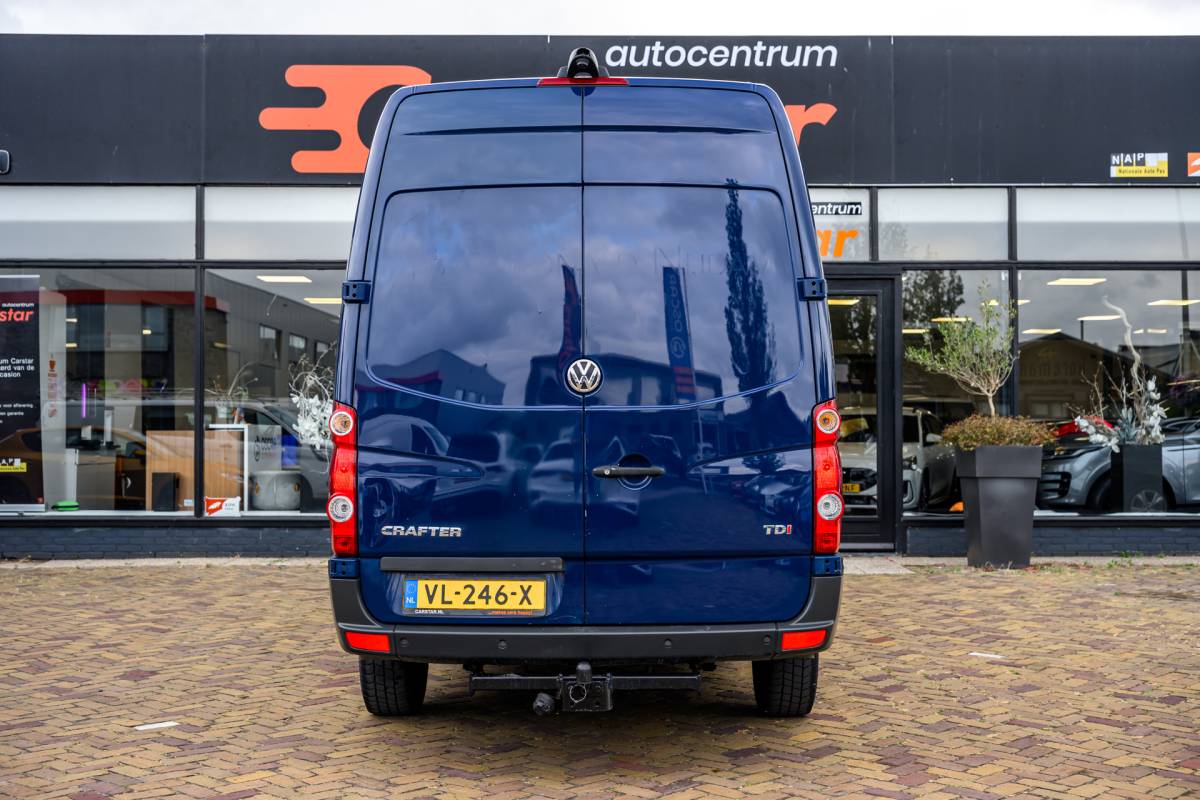 Volkswagen Crafter Volkswagen Crafter 35 2.0 TDI L2H3|CAMERA|TREKHAAK|BLUETOOTH