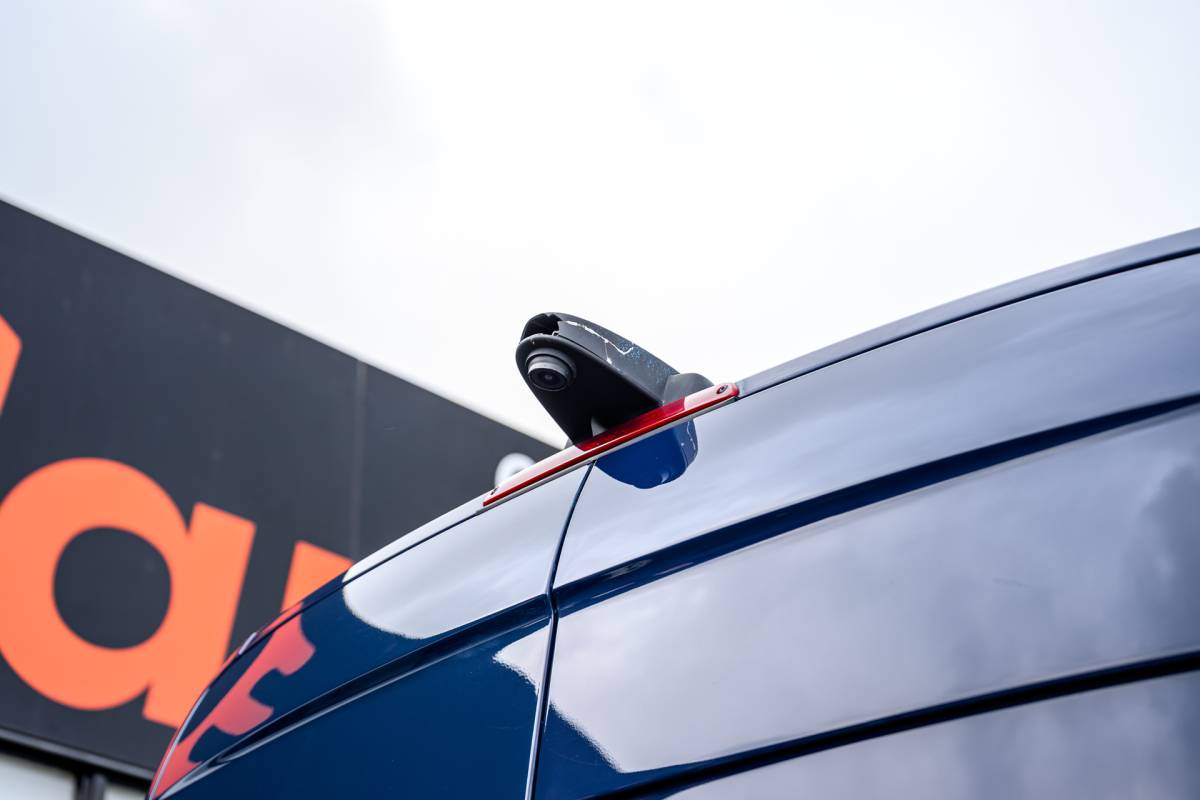 Volkswagen Crafter Volkswagen Crafter 35 2.0 TDI L2H3|CAMERA|TREKHAAK|BLUETOOTH