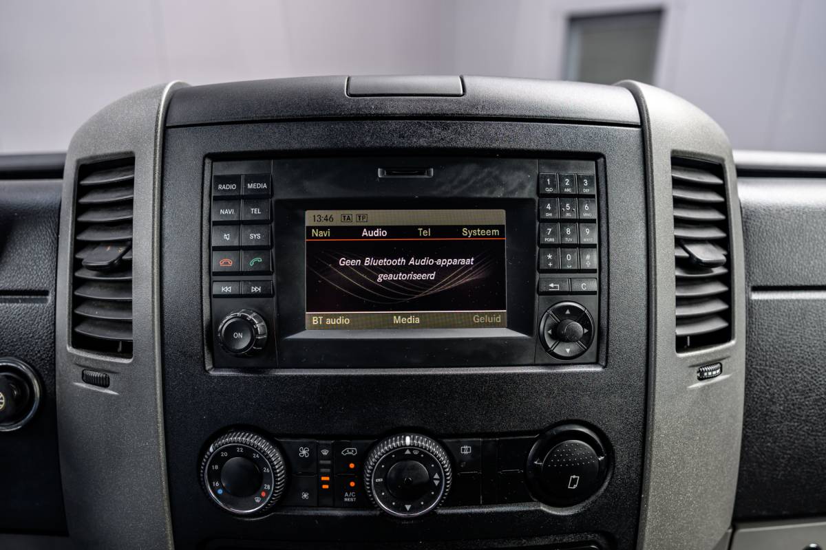 Volkswagen Crafter Volkswagen Crafter 35 2.0 TDI L2H3|CAMERA|TREKHAAK|BLUETOOTH