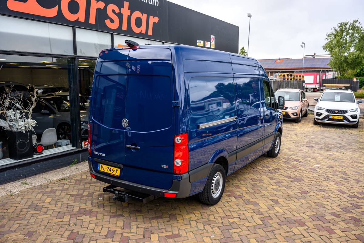 Volkswagen Crafter Volkswagen Crafter 35 2.0 TDI L2H3|CAMERA|TREKHAAK|BLUETOOTH