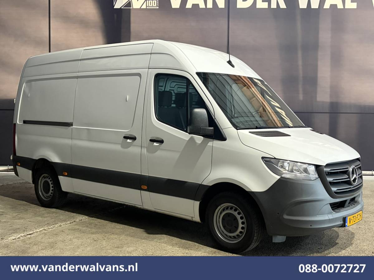 Mercedes-Benz Sprinter Mercedes-Benz Sprinter 315 CDI 150pk L2H2 Euro6 Airco | Camera | Apple Carplay | Android Auto Parkeersensoren, 270 Graden Achterdeuren, Bijrijdersbank