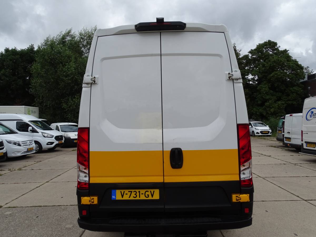 Iveco Daily Iveco Daily 35C13V 2.3 352 H2L2