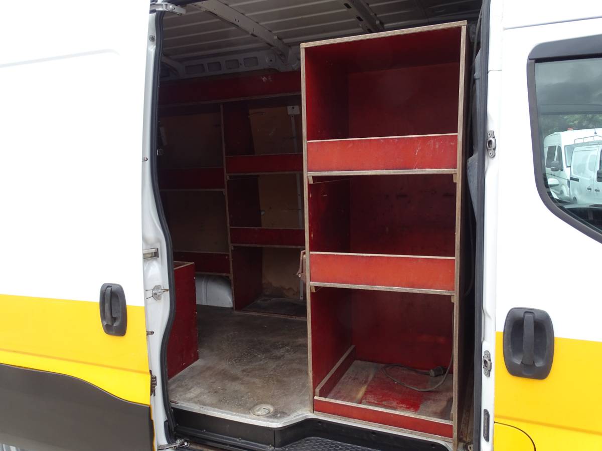 Iveco Daily Iveco Daily 35C13V 2.3 352 H2L2