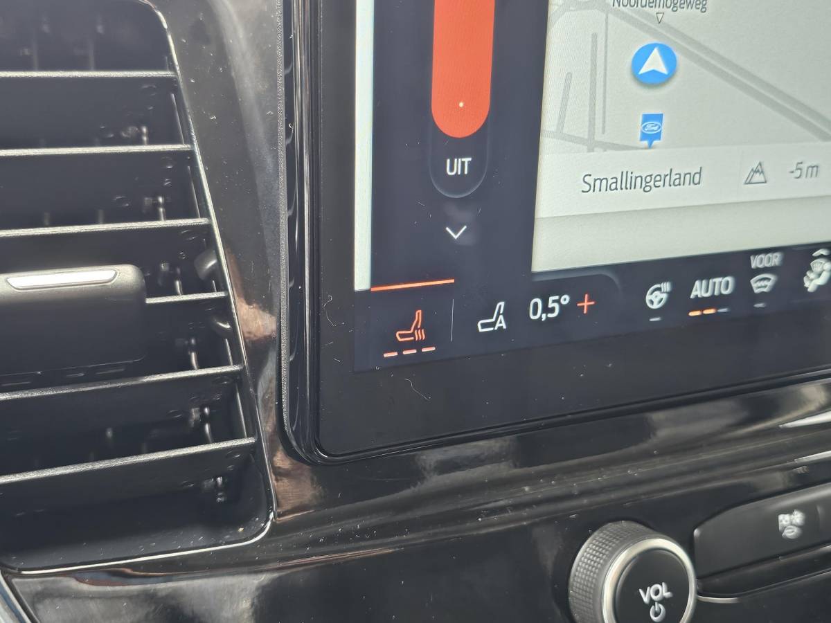 Ford Transit Ford Transit 310 2.0 TDCI L2H2 Trend Achteruitrijcamera | Betimmerde Laadruimte | Trekhaak | Airco | Navigatie | Adaptieve Cruise Control | Stoelverwarming etc.