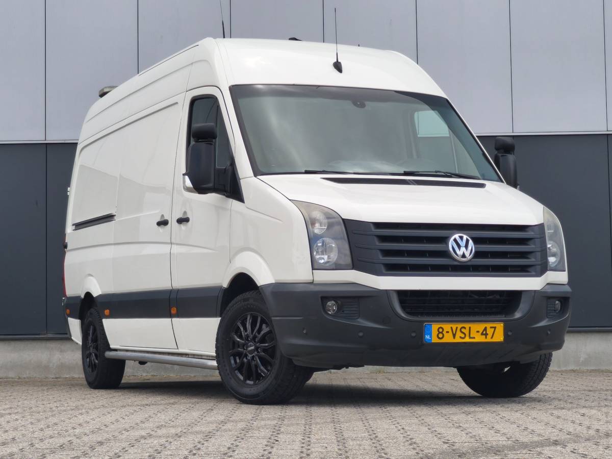 Volkswagen Crafter Volkswagen Crafter 2.0TDI MARGE CRUISE AIRCO 3500KG TREKHAAK L2H2