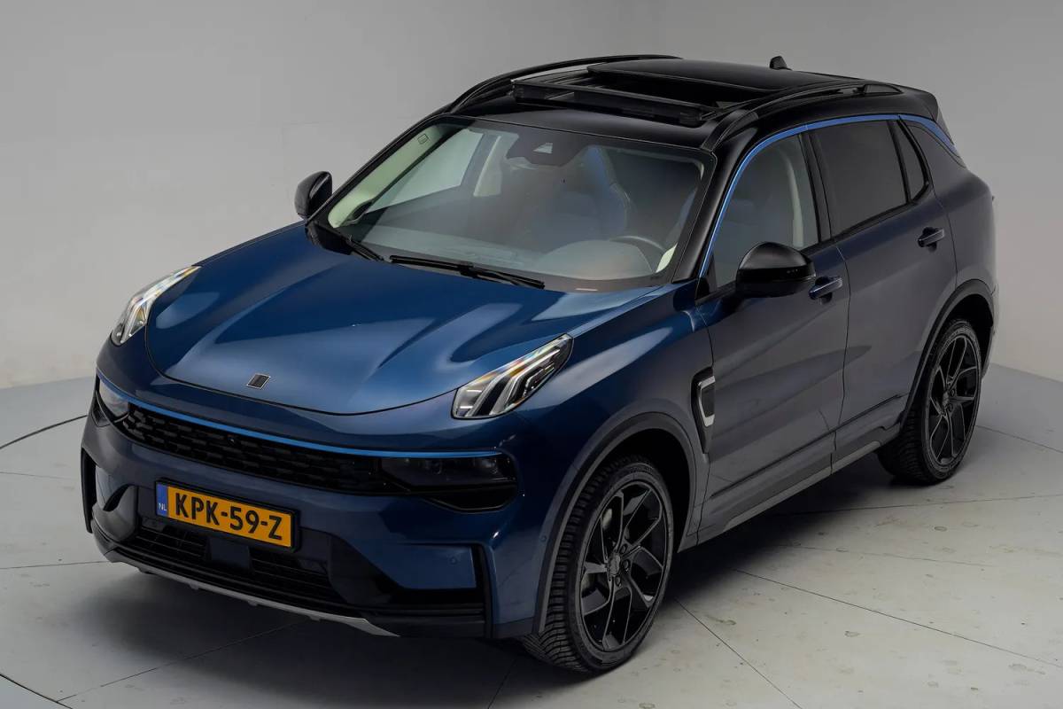 Lynk & Co 01 Lynk & Co 01 1.5 PHEV [ Panorama Navi 360°-Camera Keyless ]