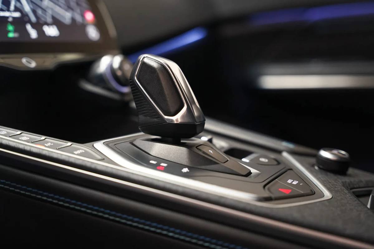 Lynk & Co 01 Lynk & Co 01 1.5 PHEV [ Panorama Navi 360°-Camera Keyless ]