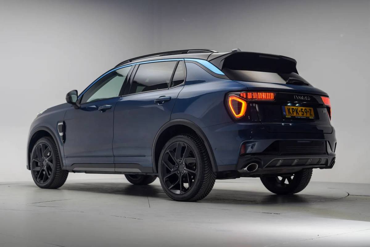 Lynk & Co 01 Lynk & Co 01 1.5 PHEV [ Panorama Navi 360°-Camera Keyless ]
