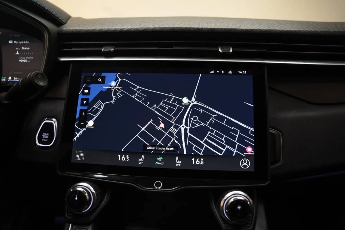 Lynk & Co 01 Lynk & Co 01 1.5 PHEV [ Panorama Navi 360°-Camera Keyless ]
