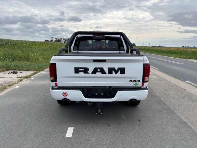 Dodge Ram 1500 Dodge Dodge ram 1500 sport 4×4 200L Lpg Financiering v/a 350 p/m