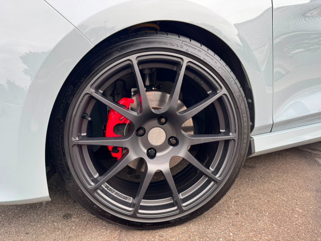 Ford Fiesta Ford Fiesta 1.5 ECOB. ST-3, Revo KW V3 Recaro Carplay Winterpack B&O Deurbeschermers