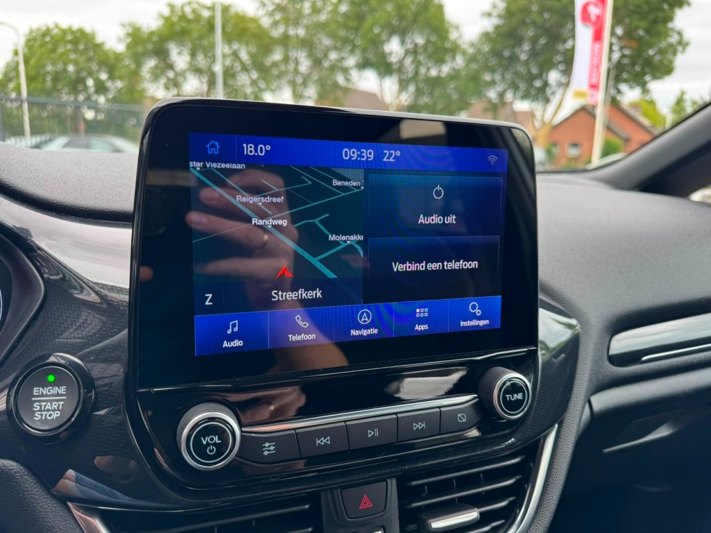 Ford Fiesta Ford Fiesta 1.5 ECOB. ST-3, Revo KW V3 Recaro Carplay Winterpack B&O Deurbeschermers