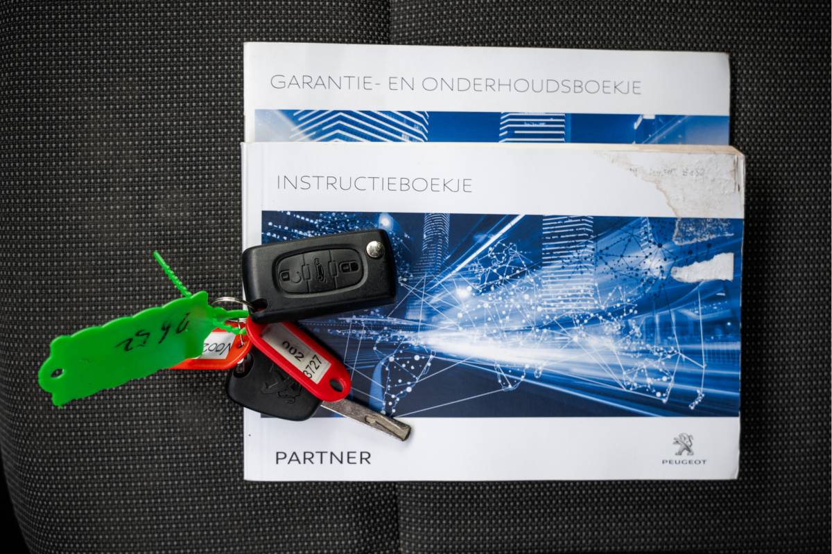 Peugeot Partner Peugeot Partner 1.6 HDi  BlueHDi 75 | Cruise | Airco