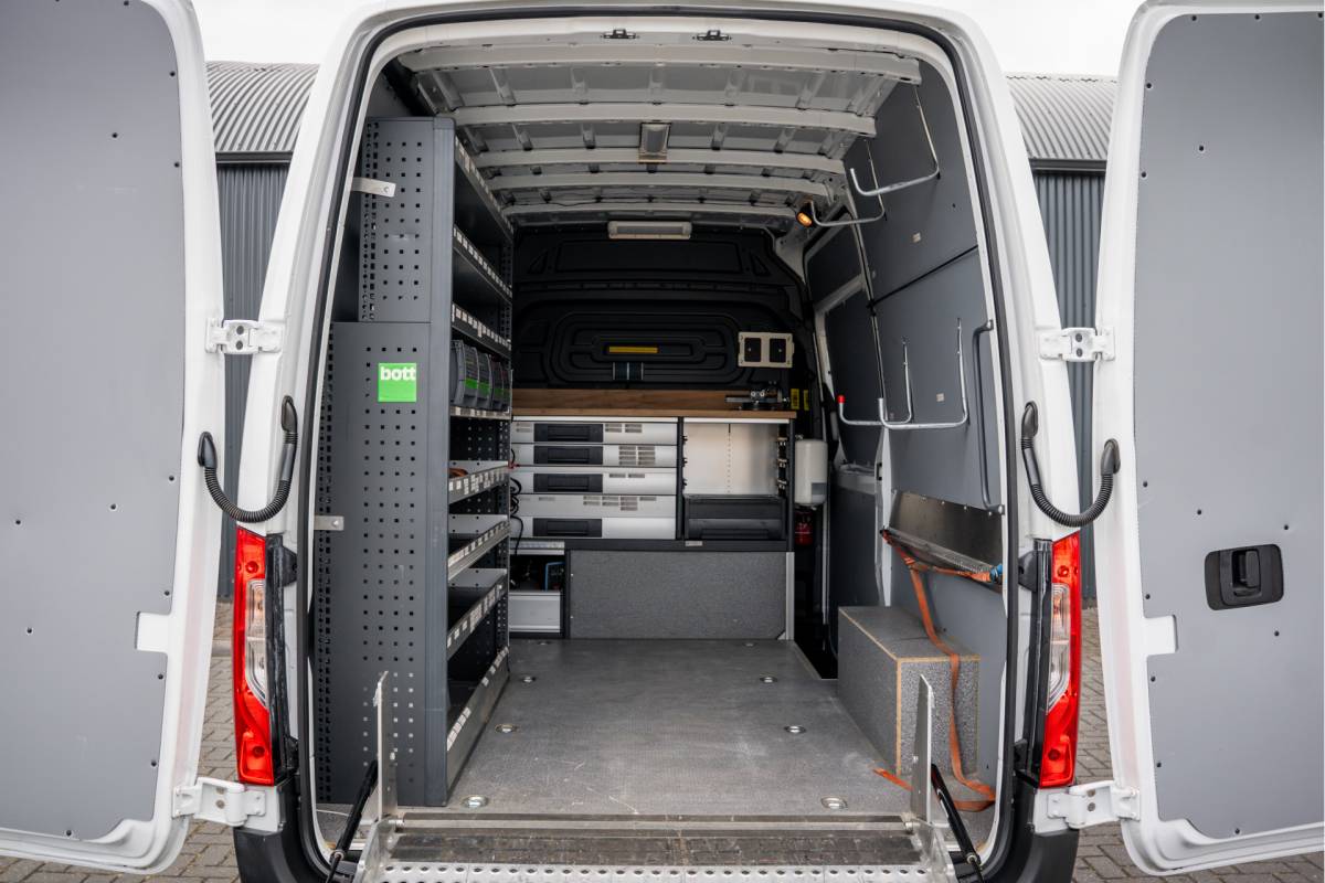 Mercedes-Benz Sprinter Mercedes-Benz Sprinter 311 CDI RWD L2H2 | | Volledig Ingericht | Mbux | Camera | Climatronic