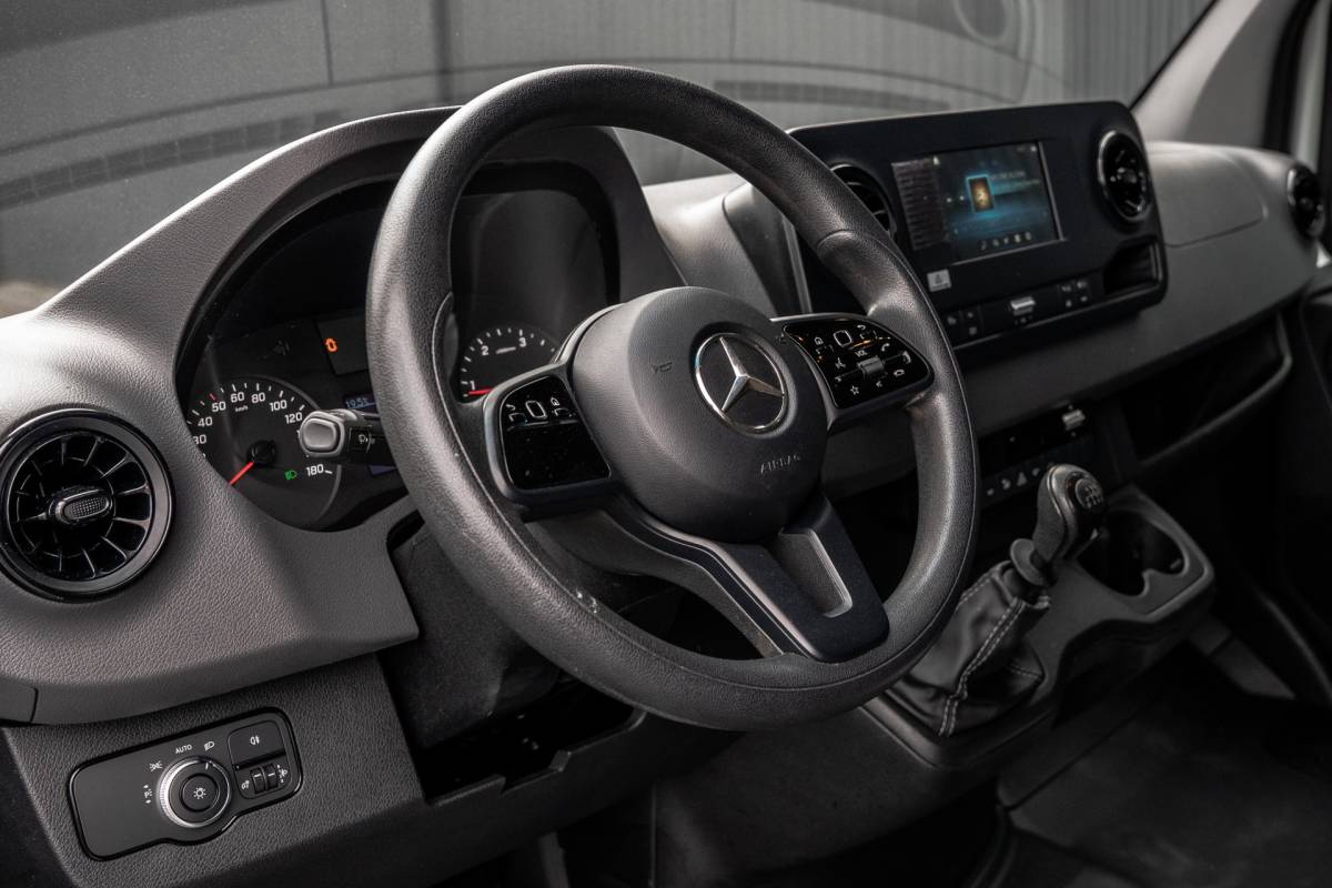 Mercedes-Benz Sprinter Mercedes-Benz Sprinter 311 CDI RWD L2H2 | | Volledig Ingericht | Mbux | Camera | Climatronic
