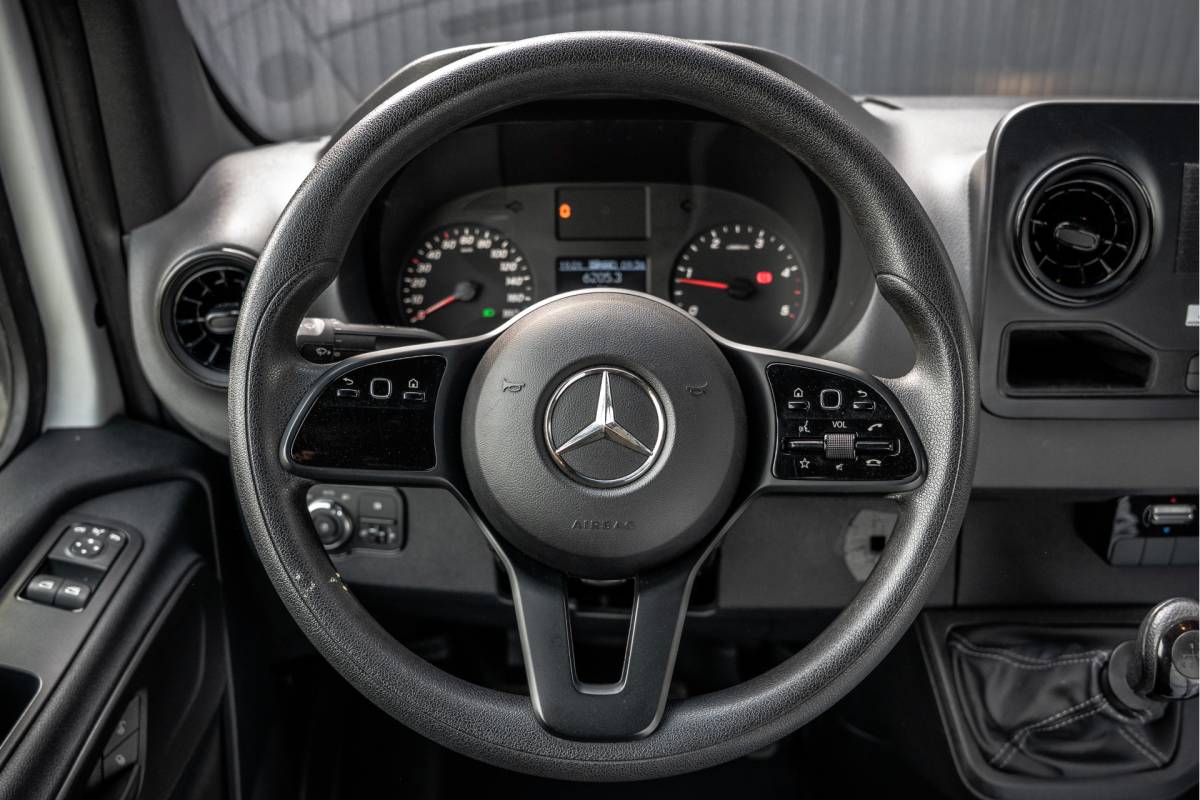 Mercedes-Benz Sprinter Mercedes-Benz Sprinter 311 CDI RWD L2H2 | | Volledig Ingericht | Mbux | Camera | Climatronic