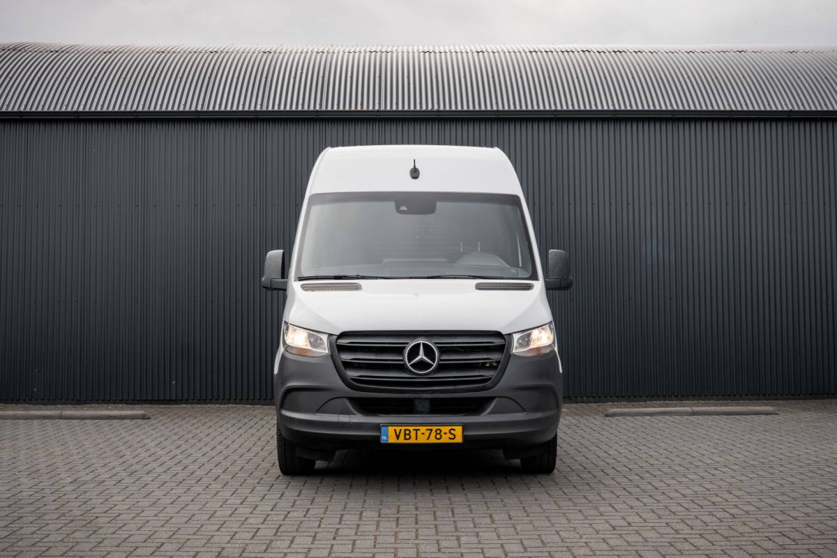Mercedes-Benz Sprinter Mercedes-Benz Sprinter 311 CDI RWD L2H2 | | Volledig Ingericht | Mbux | Camera | Climatronic