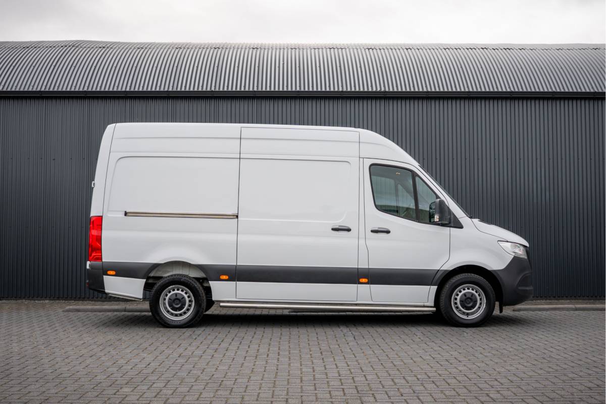 Mercedes-Benz Sprinter Mercedes-Benz Sprinter 311 CDI RWD L2H2 | | Volledig Ingericht | Mbux | Camera | Climatronic