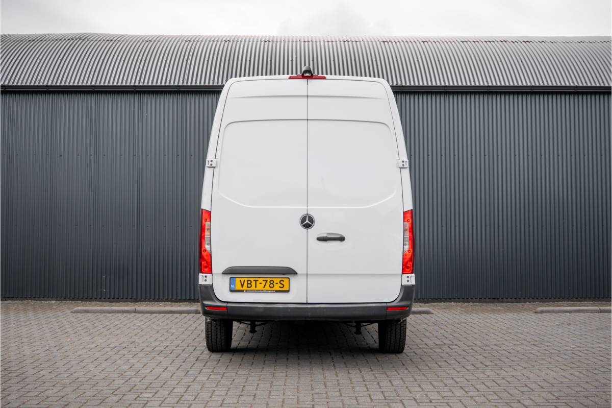 Mercedes-Benz Sprinter Mercedes-Benz Sprinter 311 CDI RWD L2H2 | | Volledig Ingericht | Mbux | Camera | Climatronic