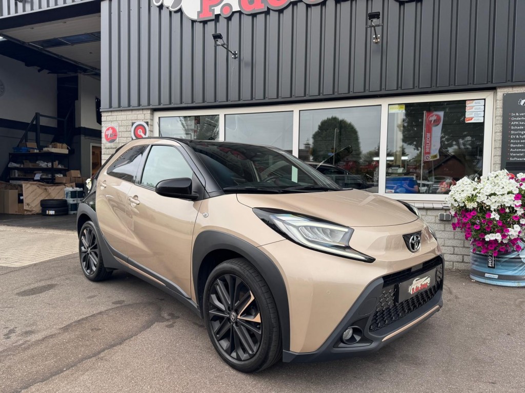 Toyota Aygo Toyota Aygo X 1.0 VVT-I S-CVT ENVY TwoTone Carplay Camera PDC ACC Stoelverwarming!