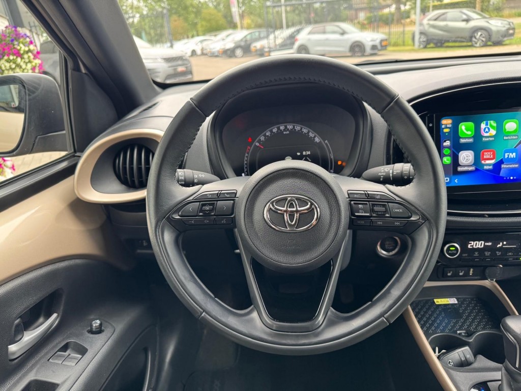 Toyota Aygo Toyota Aygo X 1.0 VVT-I S-CVT ENVY TwoTone Carplay Camera PDC ACC Stoelverwarming!