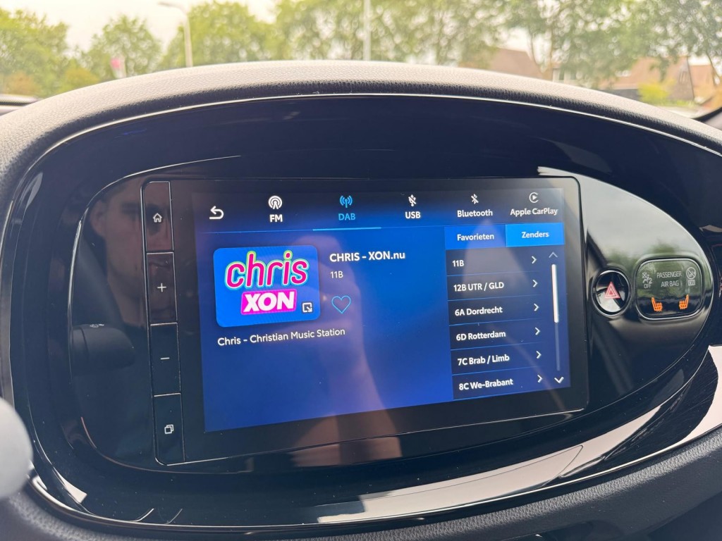 Toyota Aygo Toyota Aygo X 1.0 VVT-I S-CVT ENVY TwoTone Carplay Camera PDC ACC Stoelverwarming!
