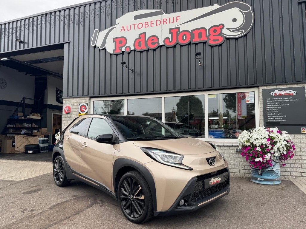 Toyota Aygo Toyota Aygo X 1.0 VVT-I S-CVT ENVY TwoTone Carplay Camera PDC ACC Stoelverwarming!