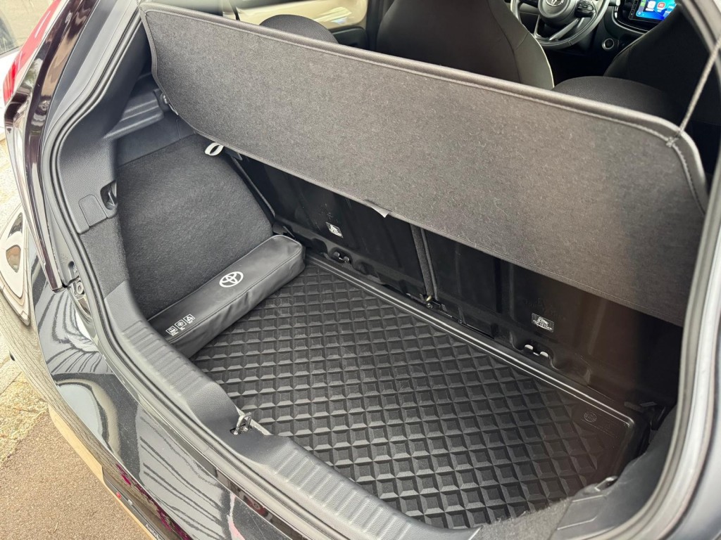 Toyota Aygo Toyota Aygo X 1.0 VVT-I S-CVT ENVY TwoTone Carplay Camera PDC ACC Stoelverwarming!
