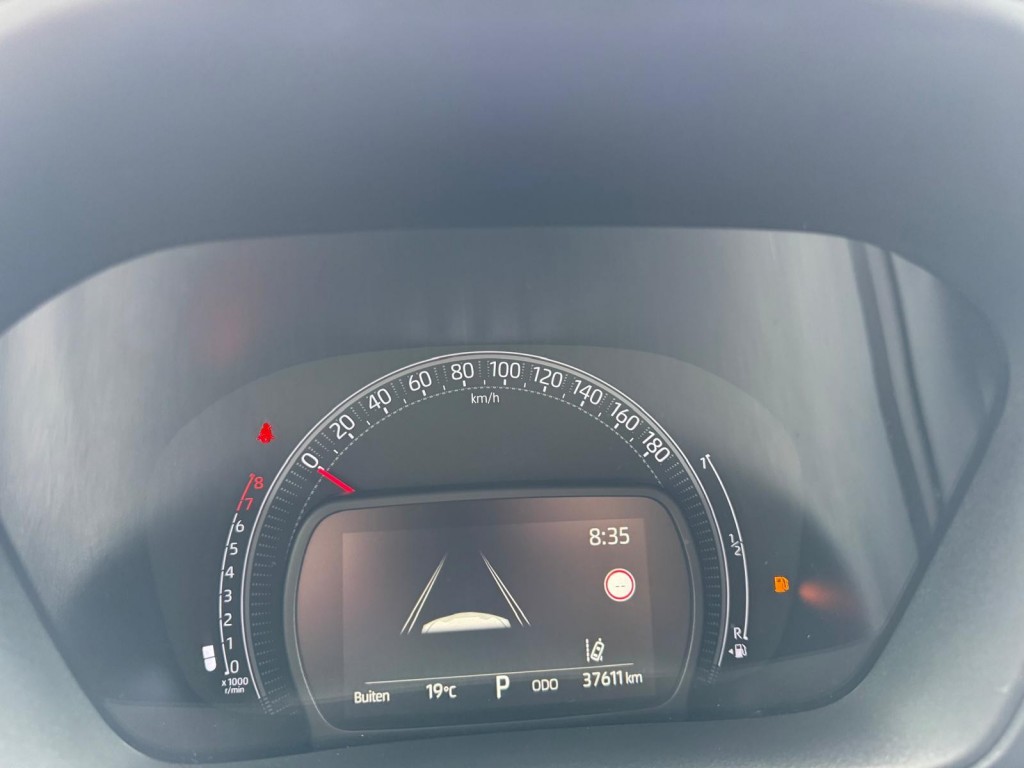 Toyota Aygo Toyota Aygo X 1.0 VVT-I S-CVT ENVY TwoTone Carplay Camera PDC ACC Stoelverwarming!