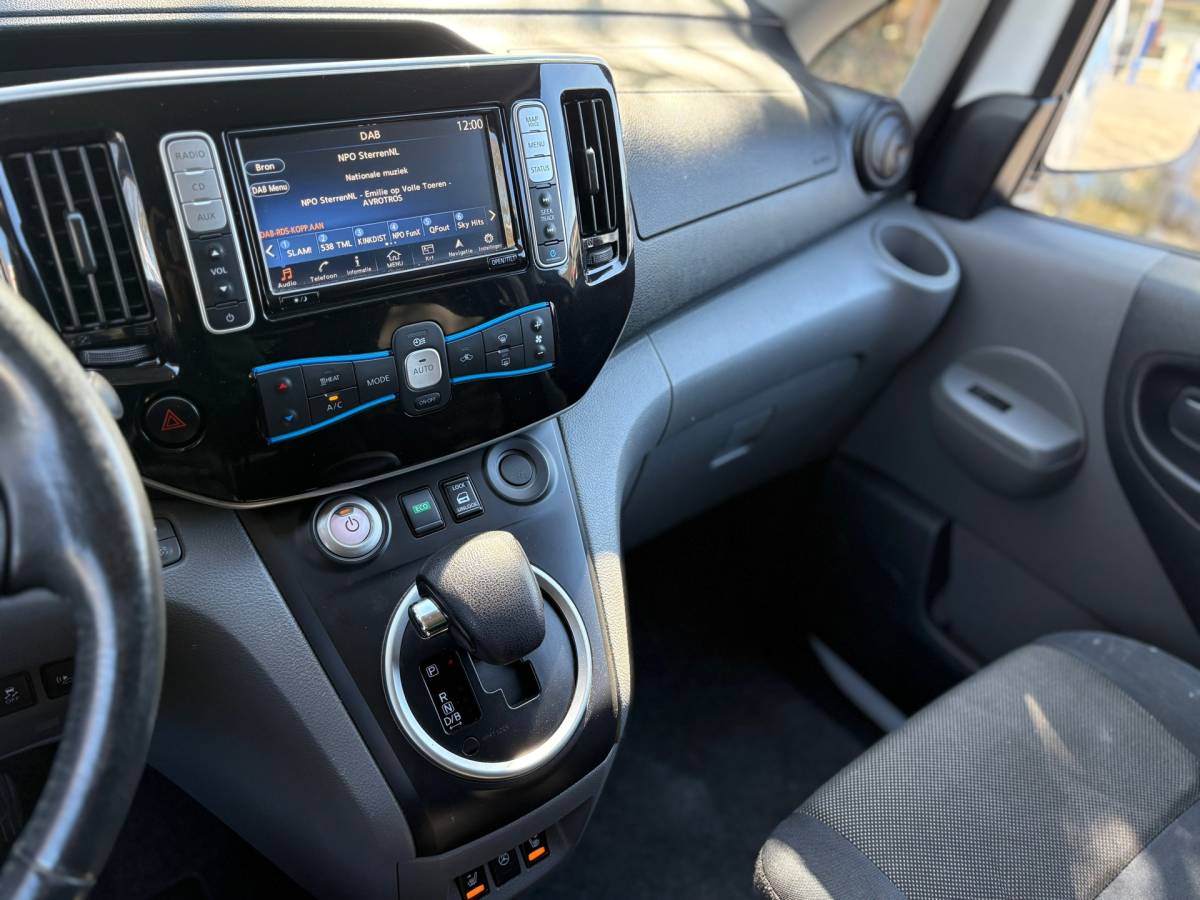 Nissan e-NV200 Nissan E-NV200 2.Zero Edition|SOH 87%|NAP|cruise|achteruitrijcamera|airco|stoel- en stuurverwarming|navi|bluetooth|voorruitverwarm